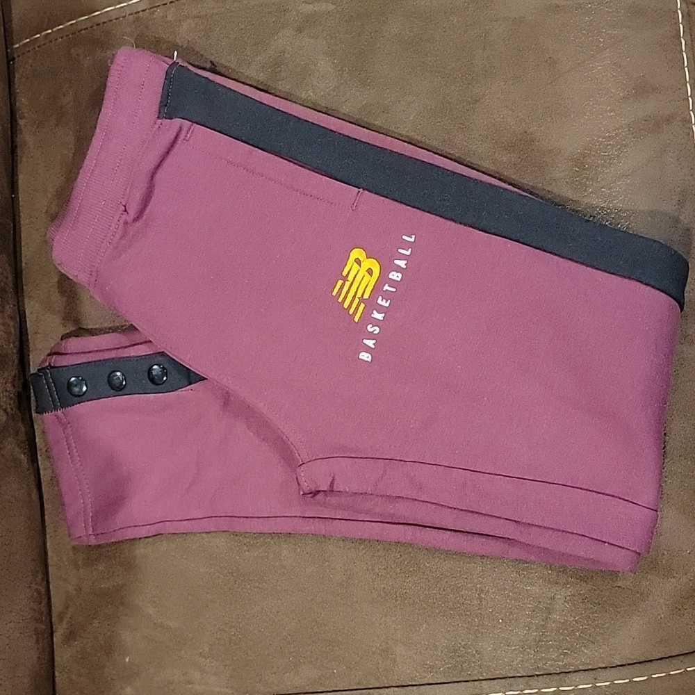 NWOT New Balance Basket all sweatpants
